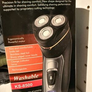 Rechargeable Black Electric Shaver